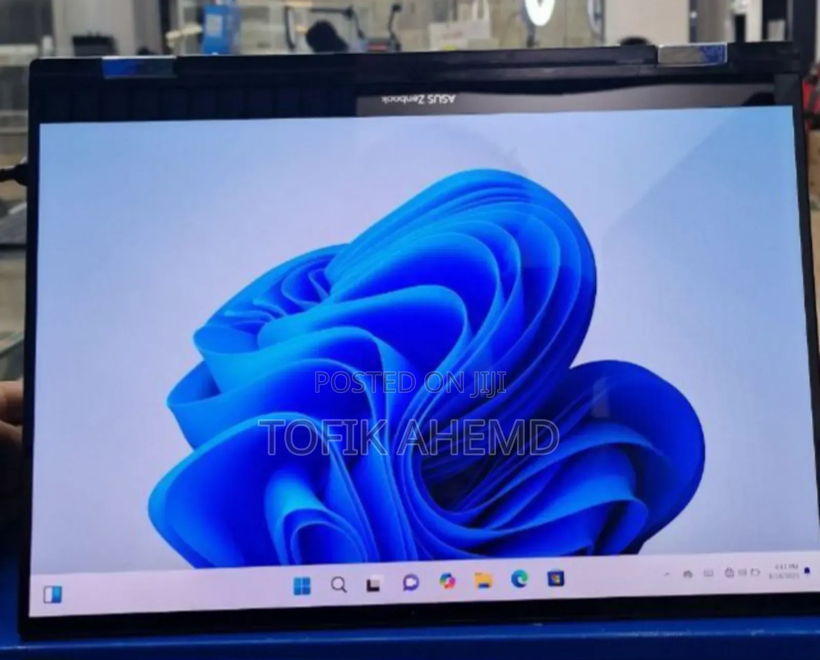 New Laptop Asus ZenBook UX510UW 16GB Intel Core I7 SSD 512GB