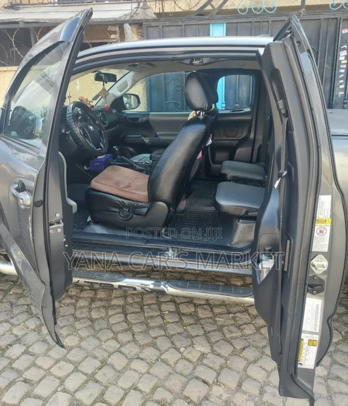 Toyota Tacoma 4dr Double Cab 2016 Gray