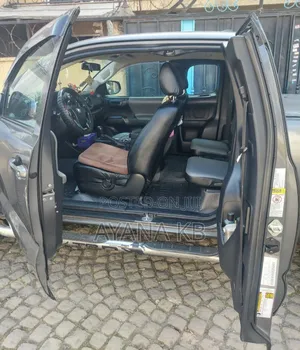 Toyota Tacoma 4dr Double Cab 2016 Gray