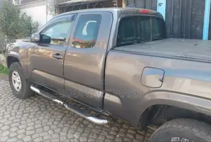 Toyota Tacoma 4dr Double Cab 2016 Gray