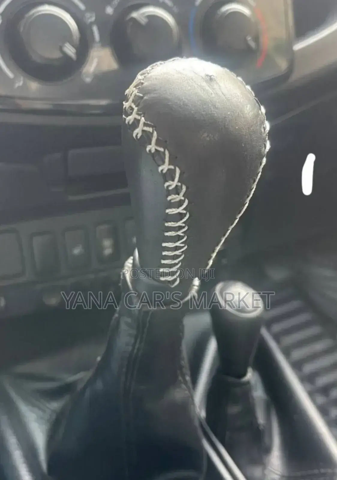 Toyota Hilux 2015 Blue