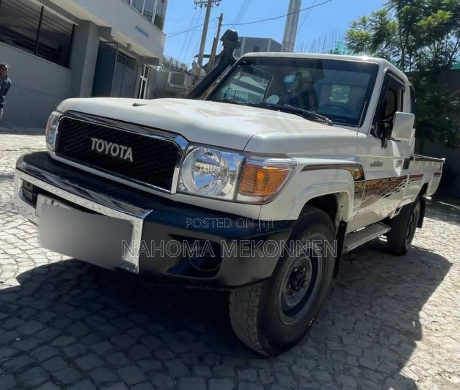 Toyota Land Cruiser 2015 White