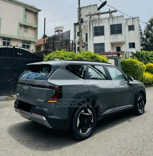 Photo - New Kia EV5 2024 Gray