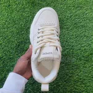 New White Platform Chunky Sole Unisex Sneakers [On Hand]