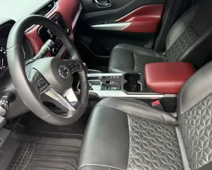 Nissan X-Trail 2023 Gold