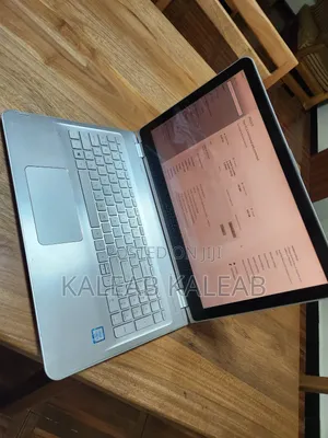 Laptop HP Envy X360 8GB Intel Core I5 HDD 1T