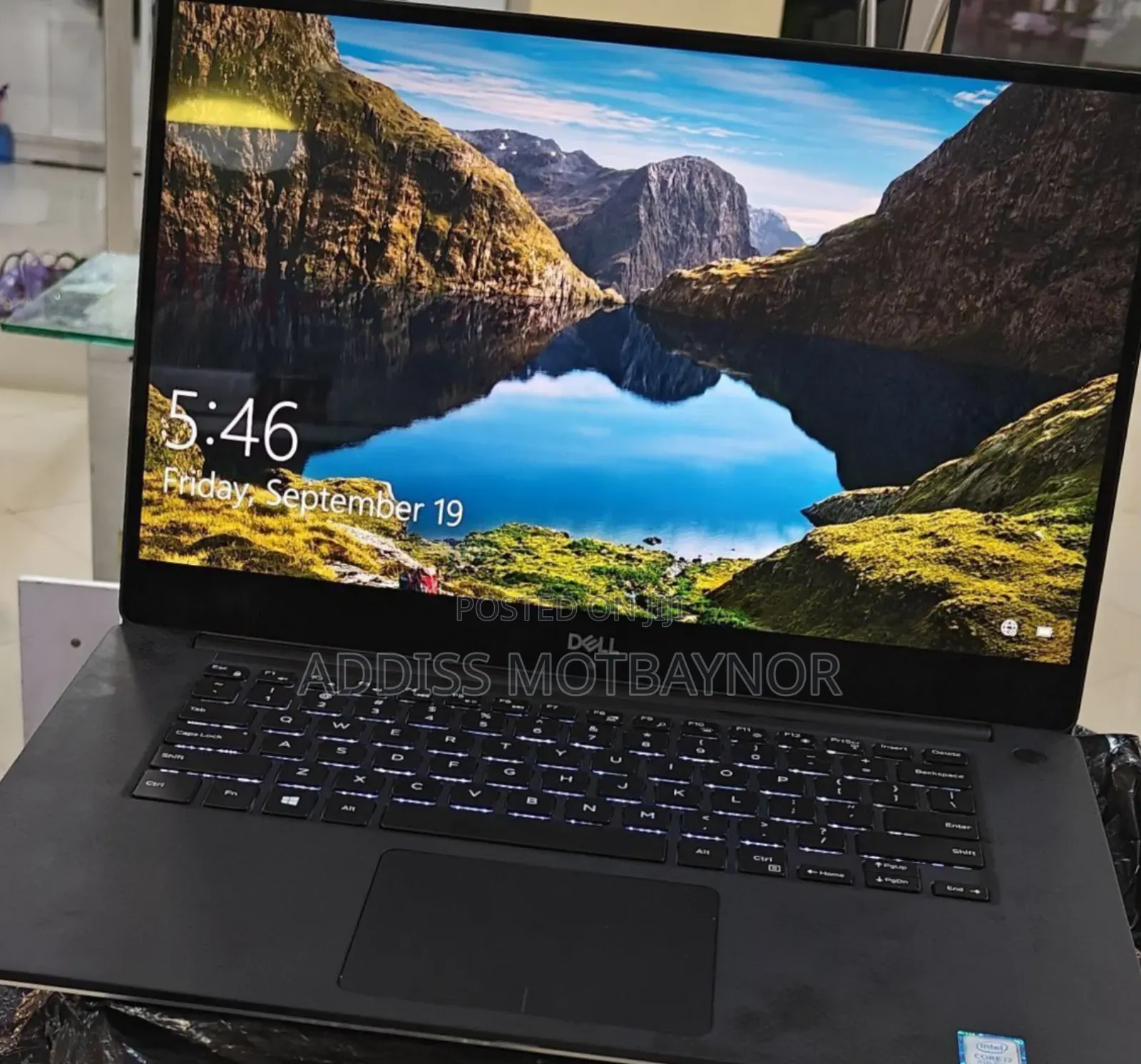 New Laptop Dell Precision 5540 16GB Intel Core I7 SSD 512GB