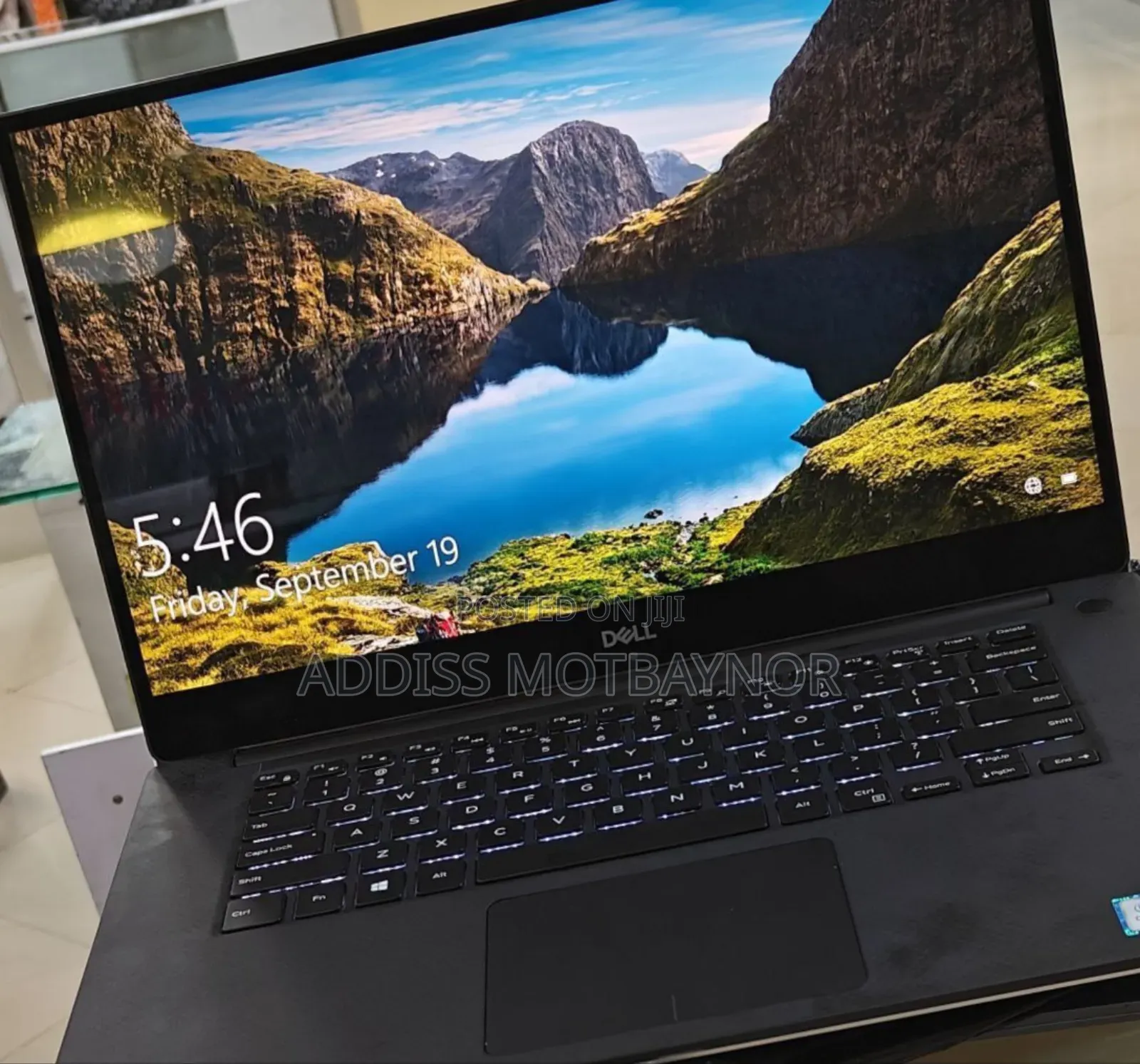 New Laptop Dell Precision 5540 16GB Intel Core I7 SSD 512GB