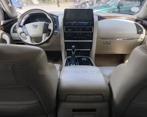 Nissan Patrol 2017 Brown