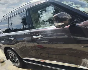 Nissan Patrol 2017 Brown