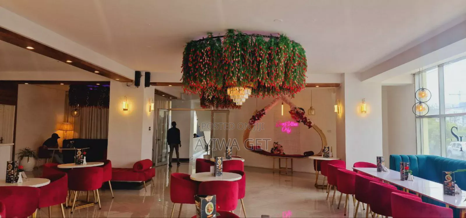 Full Restaurant Material