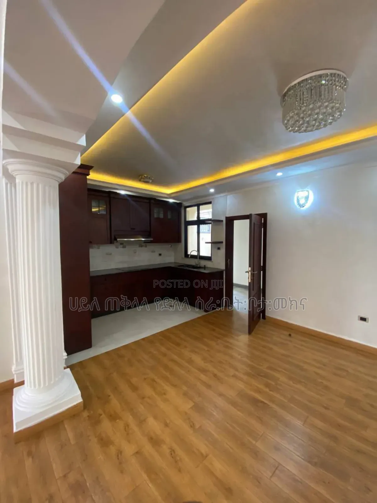 Furnished 7bdrm Townhouse/Terrace in ሠምት 20 ሜትር አካባቢ, Yeka for sale