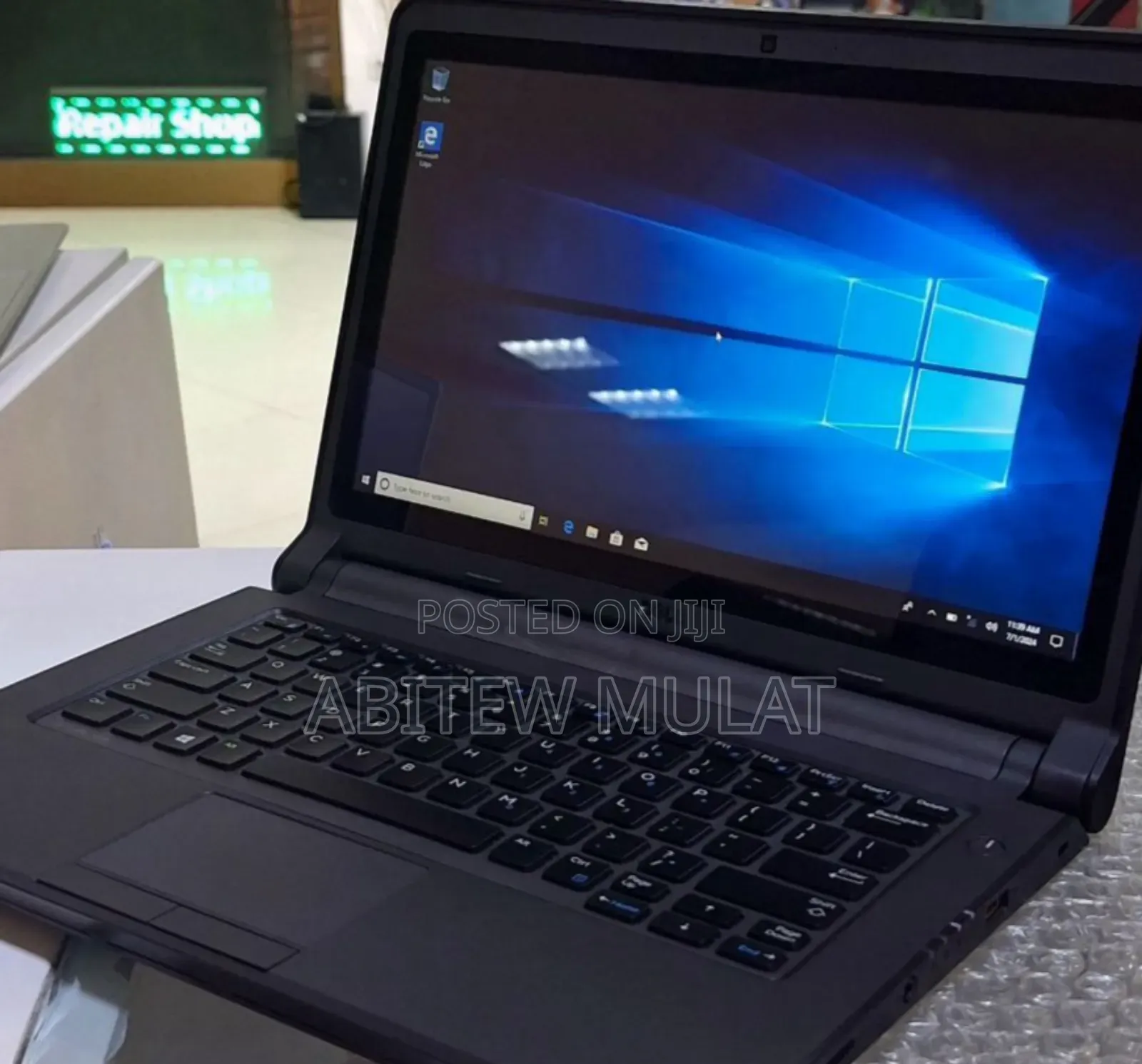 New Laptop Dell Latitude 3180 8GB Intel Core I3 SSD 128GB