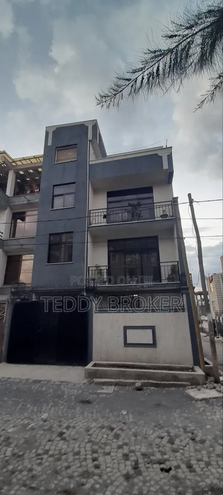 7bdrm House in Haile Garment, Nifas Silk-Lafto for sale