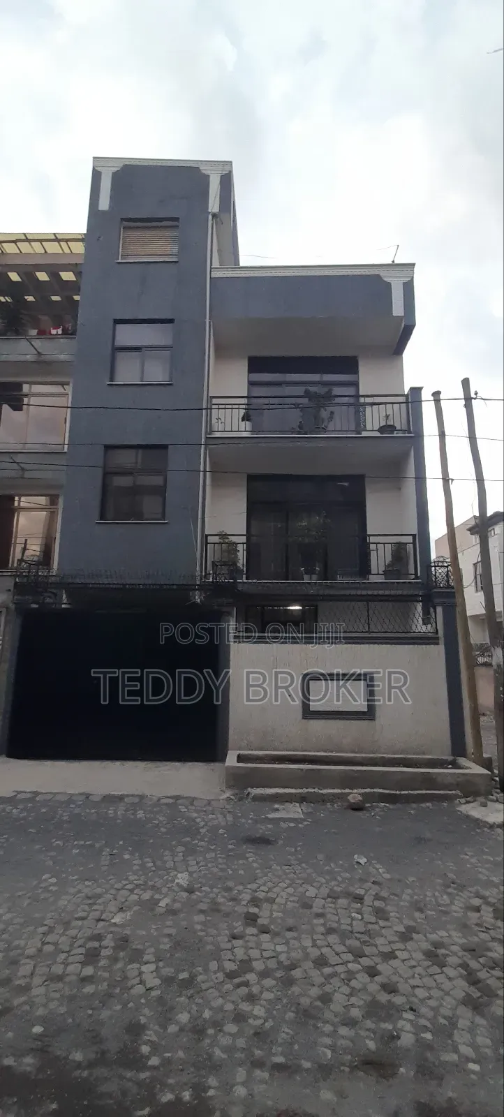 7bdrm House in Haile Garment, Nifas Silk-Lafto for sale