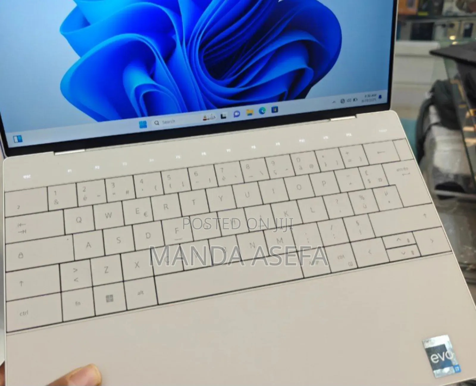 New Laptop Dell XPS 13 9320 32GB Intel Core i7 SSD 1T