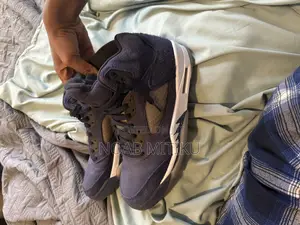 Photo - Air Jordan 5 Retro Se Midnight Navy