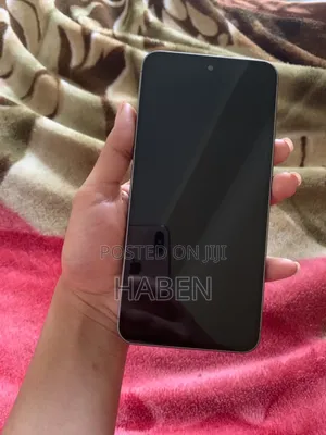 Photo - New Samsung Galaxy A56 256 GB Gray