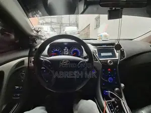 Hyundai Avante 2015 Black