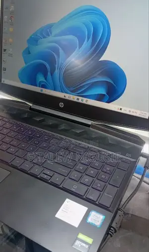 New Laptop HP Pavilion 15 8GB Intel Core I7 SSD 1T