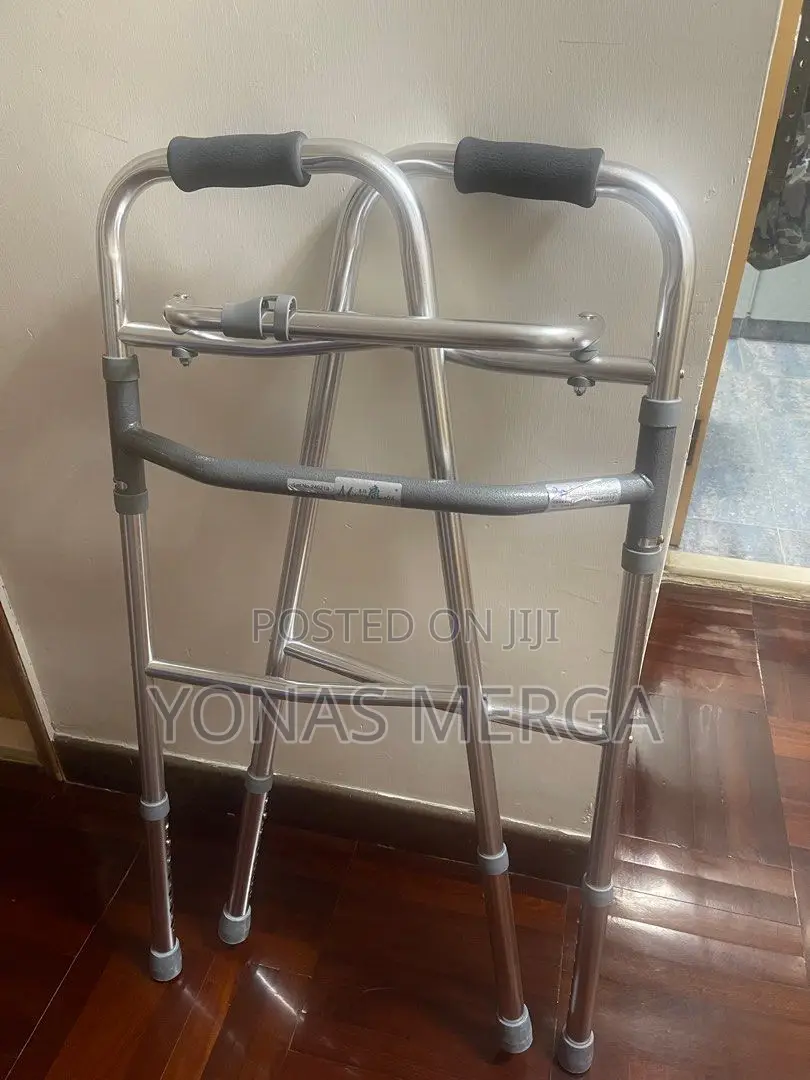 Walker兴督aluminium So Strong Yet Lightweight∝西rubber Shoes,Weighs150kg