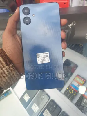 New Samsung Galaxy A06 64 GB Black