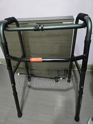 Photo - Lightweight Design: Walker𡸜~Walker for Therapy三嗇move Easy Navigation