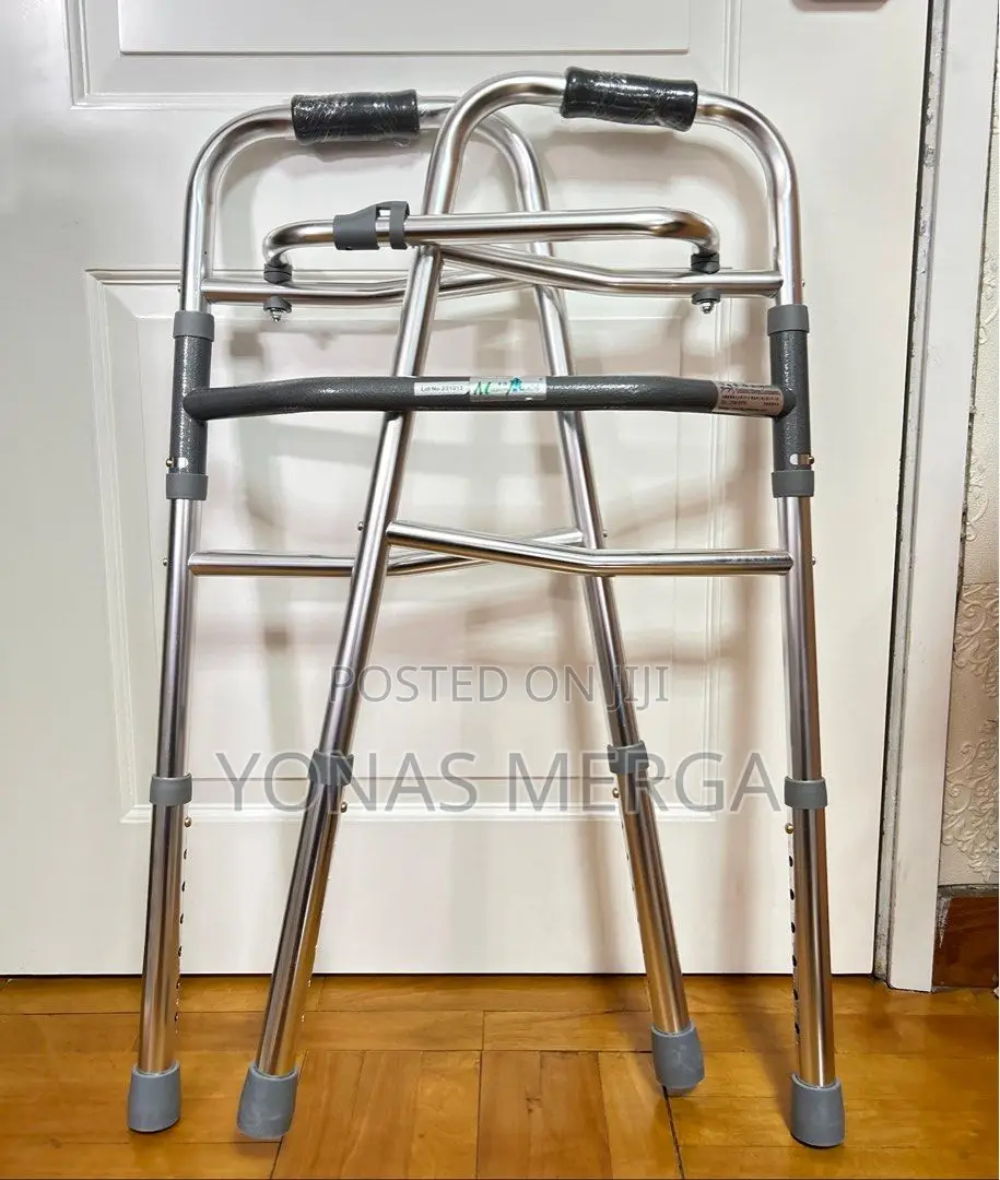 Lightweight Design: Walker𡸜~Walker for Therapy三嗇move Easy Navigation