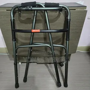 Photo - Moving Walker for Therapy Training毐峞walker//Walker for Elderly