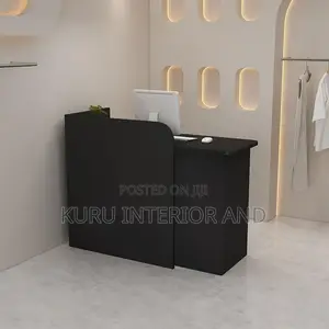 Reception Tabel 120cm Width X 120cm Height X 50cm Debth