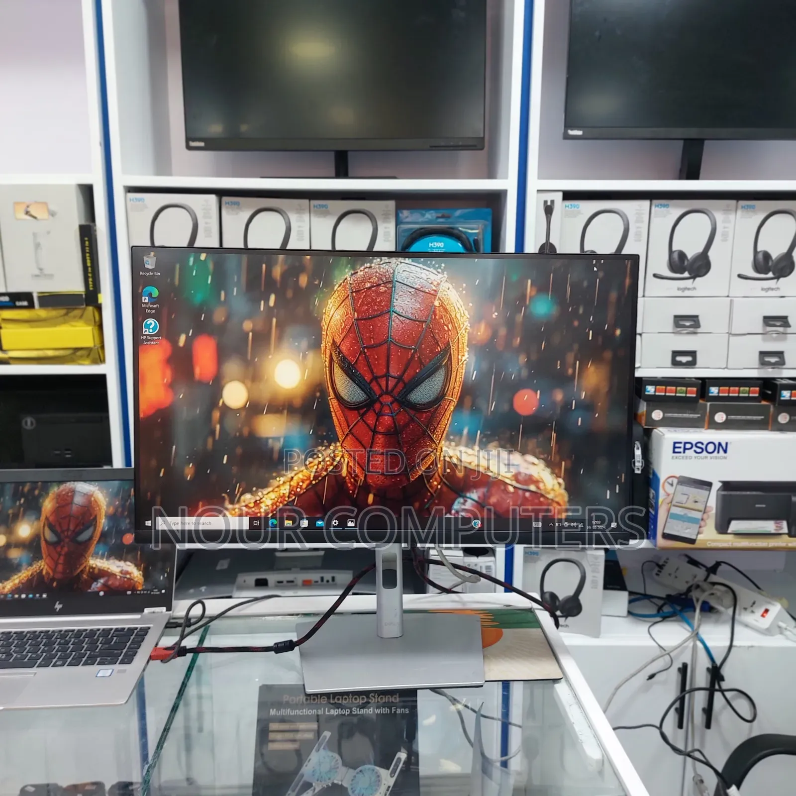 24 Inch Framless Monitor