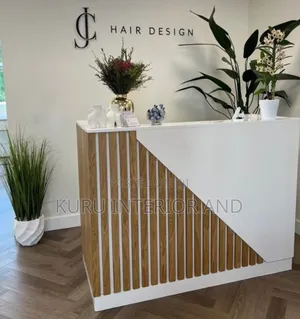 Photo - Modern Reception Tabel 120cm Width X 120 Cm Height X 50 Cm Debth