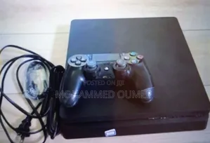 Sony Playstation 4 Slim