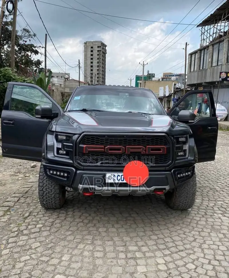 Ford F-150 2022 Black