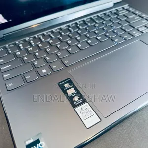 New Laptop Lenovo Yoga 9i 16GB Intel Core I7 SSD 1T