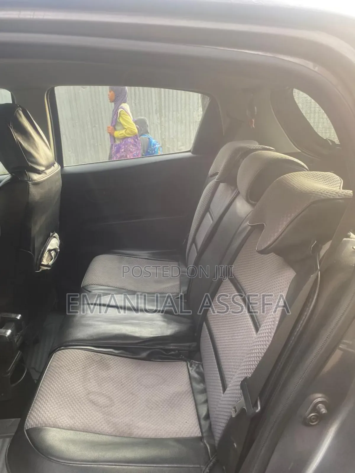 Toyota Yaris 2012 Gray