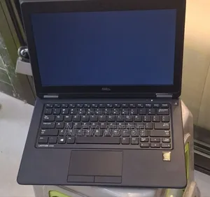 New Laptop Dell Inspiron 13 1318 4GB Intel Core I3 SSD 128GB