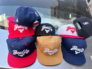 Photo - Best Men's Snap-Back Bulls Cap