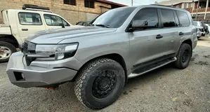 Toyota Land Cruiser 4.0 V6 STD 2011 Silver