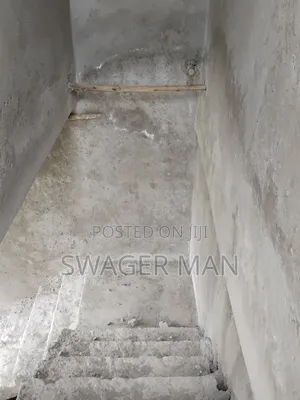 7bdrm Villa in Ropac, Yeka for sale