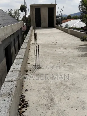 7bdrm Villa in Ropac, Yeka for sale