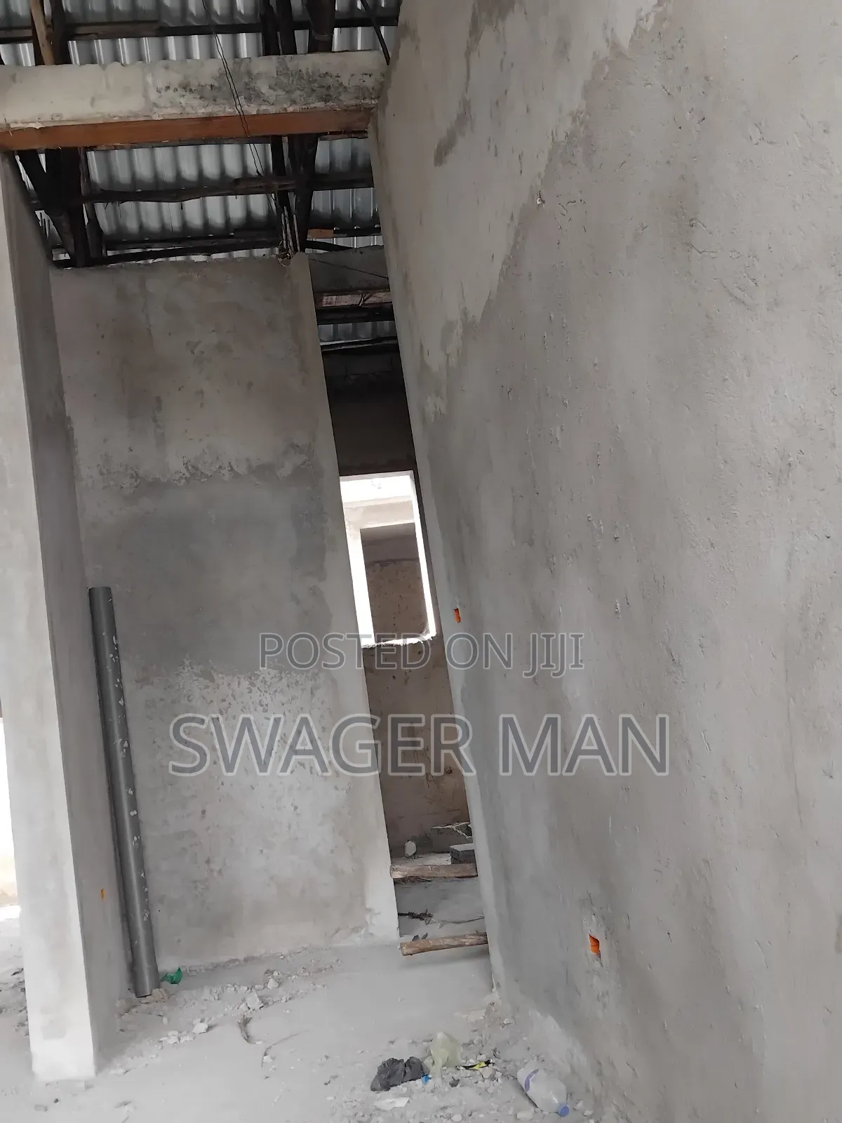 7bdrm Villa in Ropac, Yeka for sale