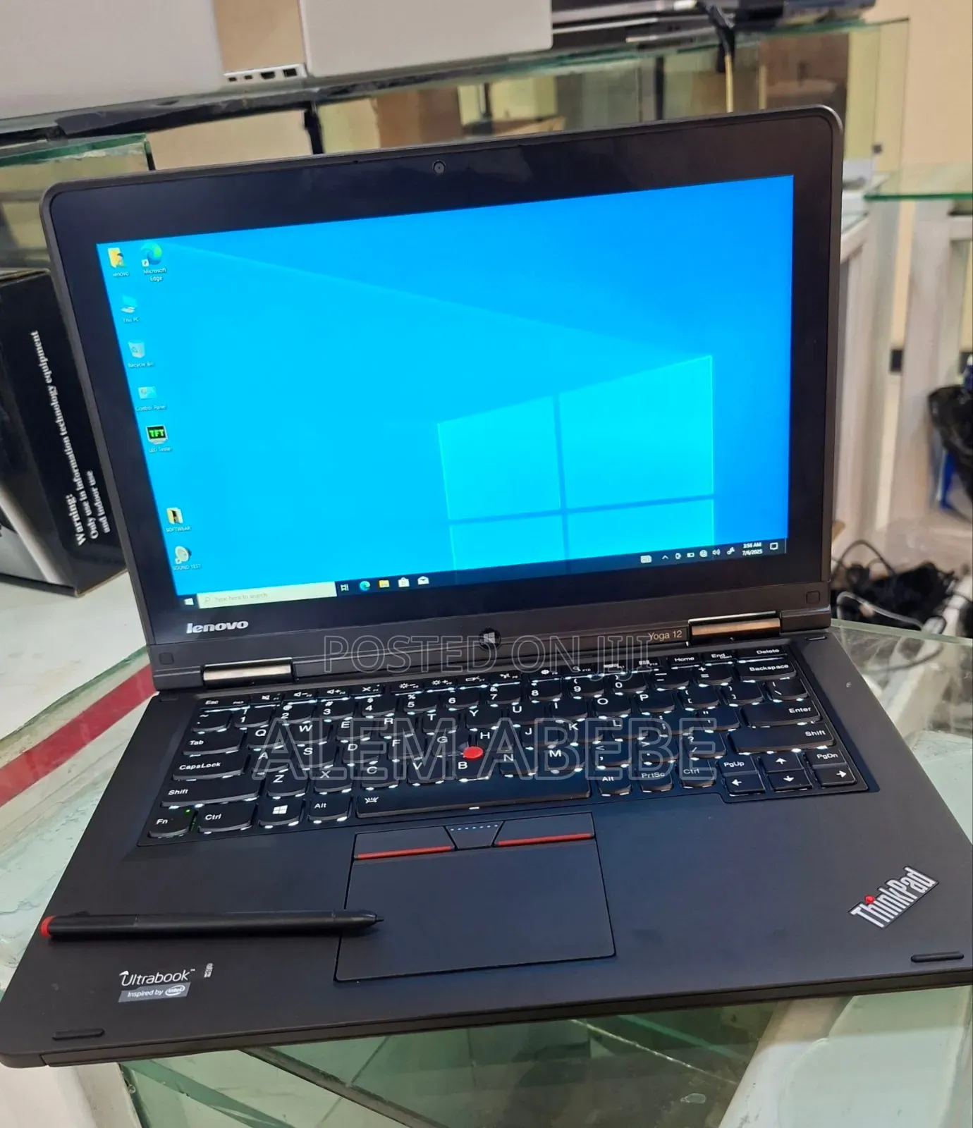 New Laptop Lenovo ThinkPad Yoga 370 8GB Intel Core I7 SSD 500GB