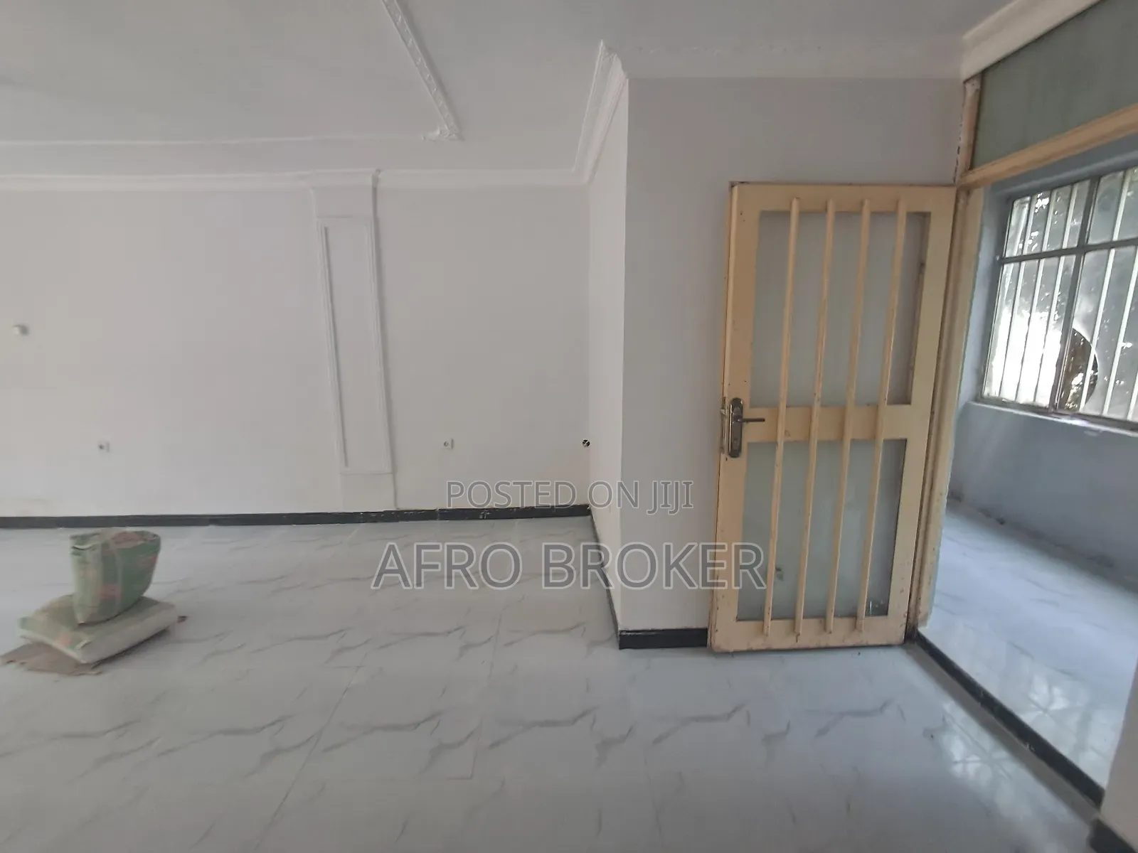 Condominium Shop Sell