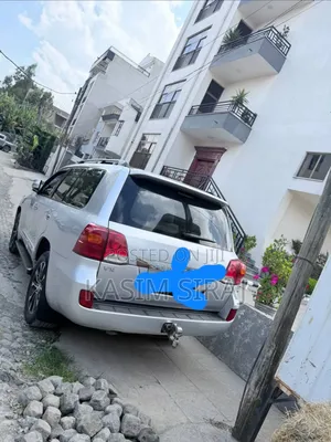 Toyota Land Cruiser 4.5 V8 GX-R 2014 Silver