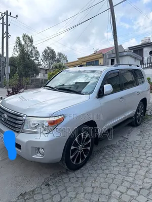 Toyota Land Cruiser 4.5 V8 GX-R 2014 Silver