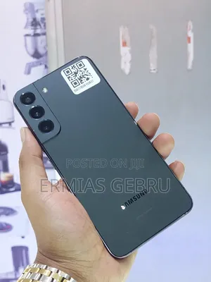 Photo - New Samsung Galaxy S22+ 5G 128 GB Black