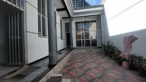 3bdrm House in Oomia, East Shewa for sale