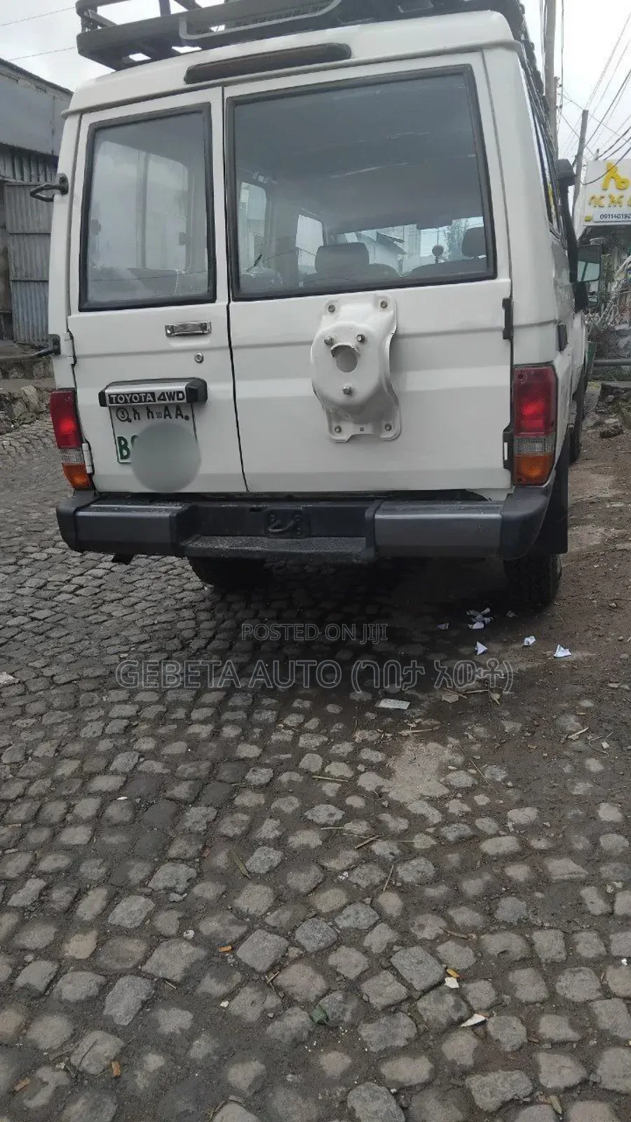 Toyota Land Cruiser 2012 White