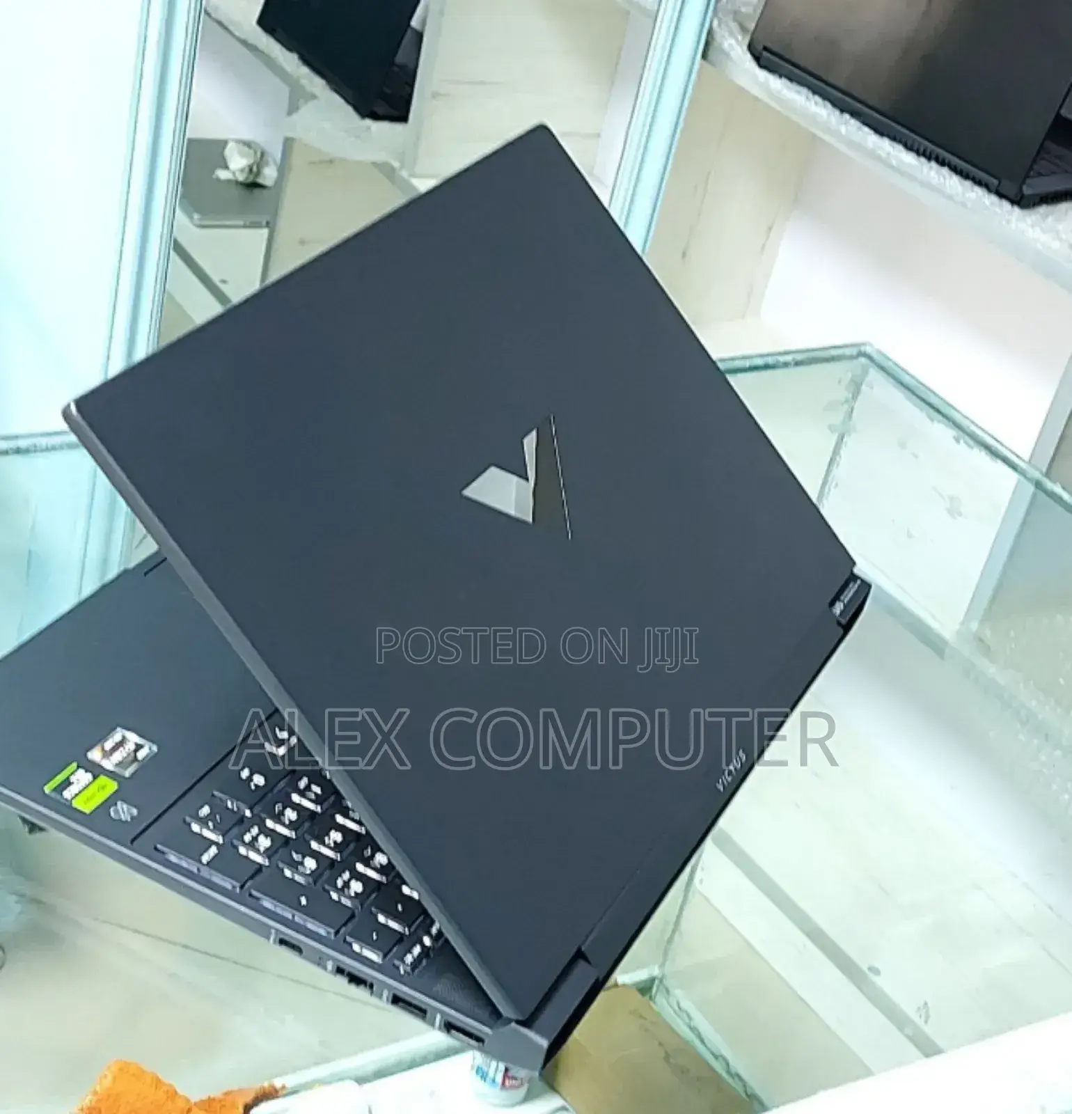 New Laptop HP Victus 15 8GB AMD Ryzen 5 SSD 512GB